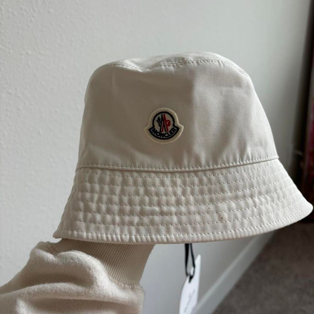 Moncler Men's Cream and White Hat